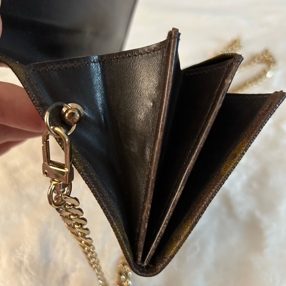 Louis Vuitton Monogram Sarah Wallet - with D-ring attached - Picture 10 of 13